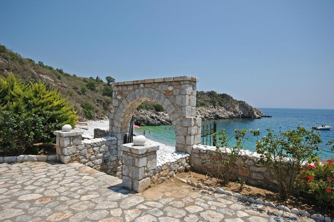 Lalloudes Seaside Accommodation Exo Nimfion Экстерьер фото